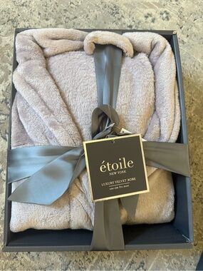 Luxury Velvet Robe - Mauve